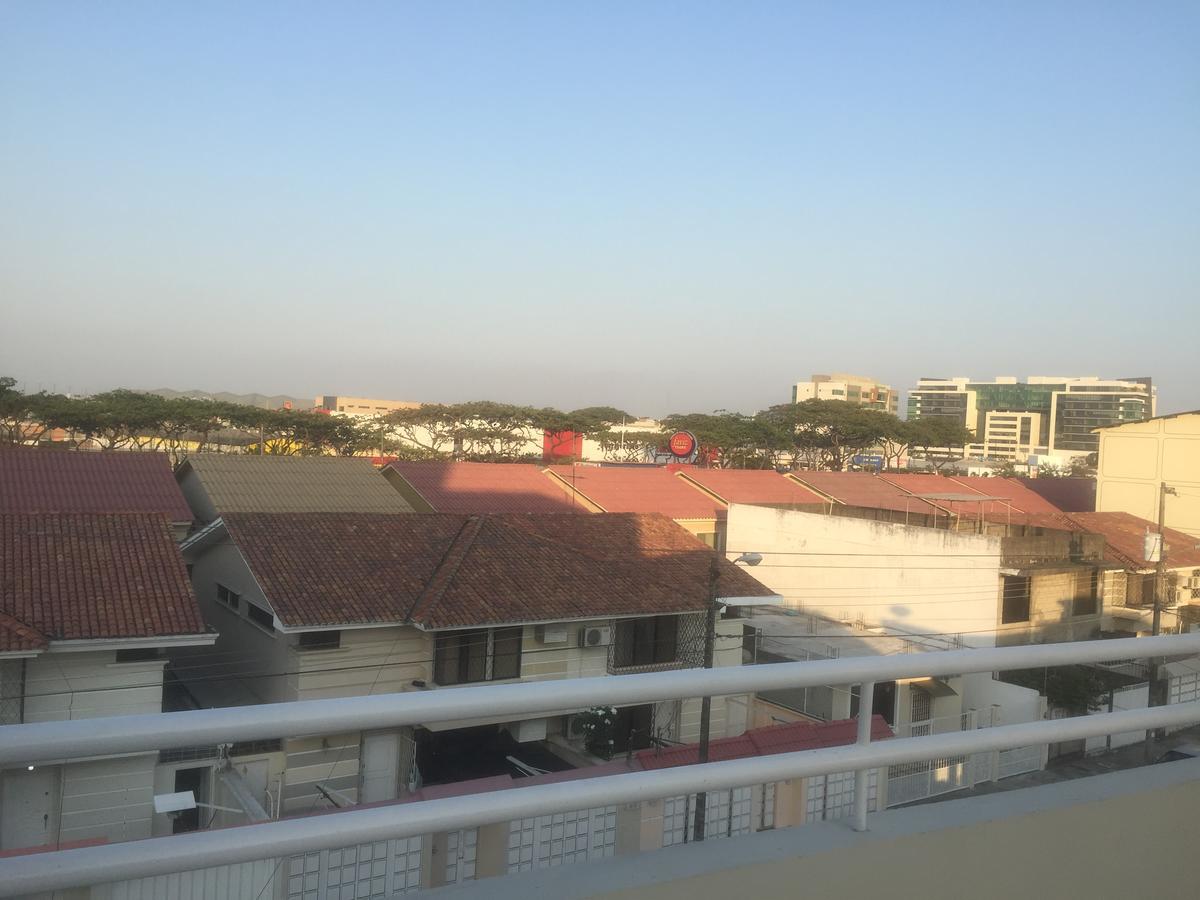 Pp Suite Guayaquil Eksteriør bilde